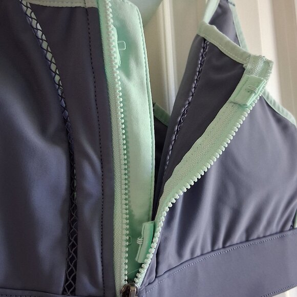 Fabletics Gray & Mint Green Women's Workout Set Size M - Picture 8 of 13